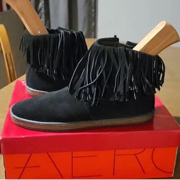 Aerosoles Fringe Ankle Boots Size 8M - Picture 3 of 7